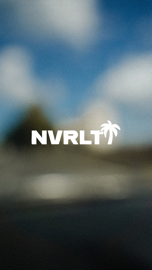 NVRLT. PALM STICKER
